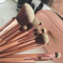 Load image into Gallery viewer, BH Cosmetics 14 Piece Brush Set with a Bag