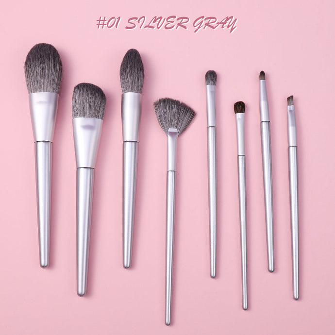 O.TWO.O 8 PCS MAKEUP BRUSH SET