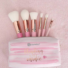 Load image into Gallery viewer, Bh Cosmetics Mini Pink Perfection Brush Set
